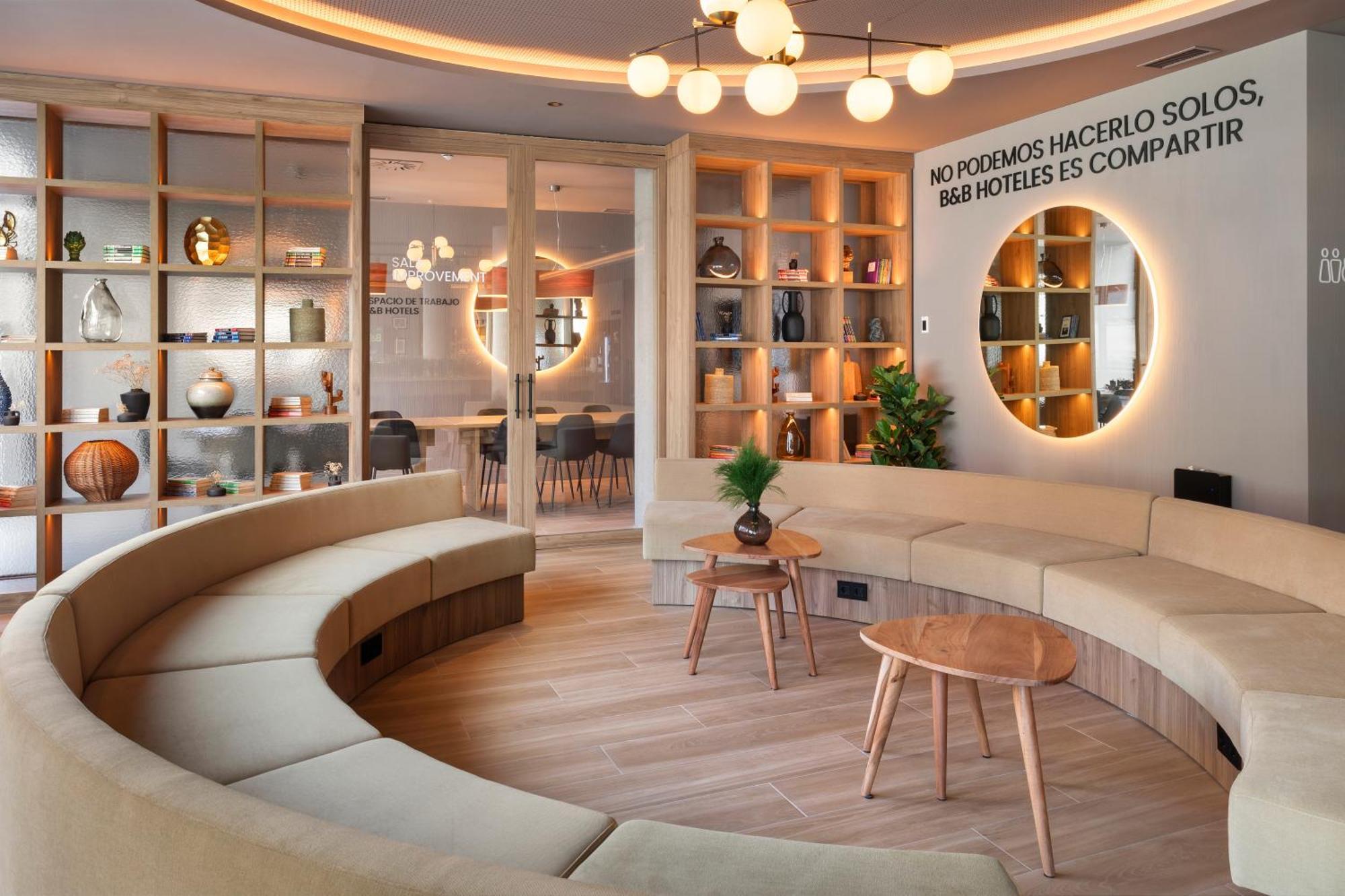 B&B Hotel Madrid Carabanchel Екстериор снимка