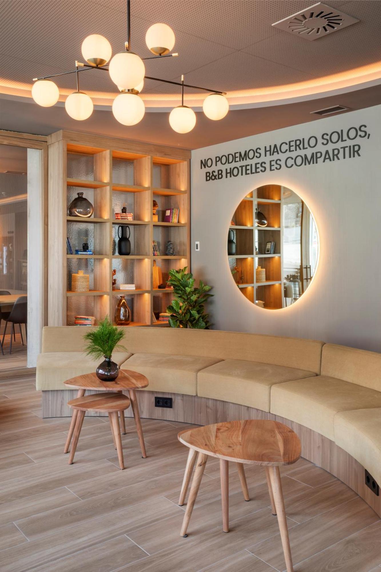 B&B Hotel Madrid Carabanchel Екстериор снимка