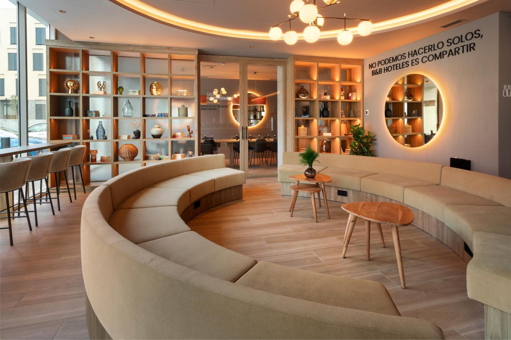 B&B Hotel Madrid Carabanchel Екстериор снимка