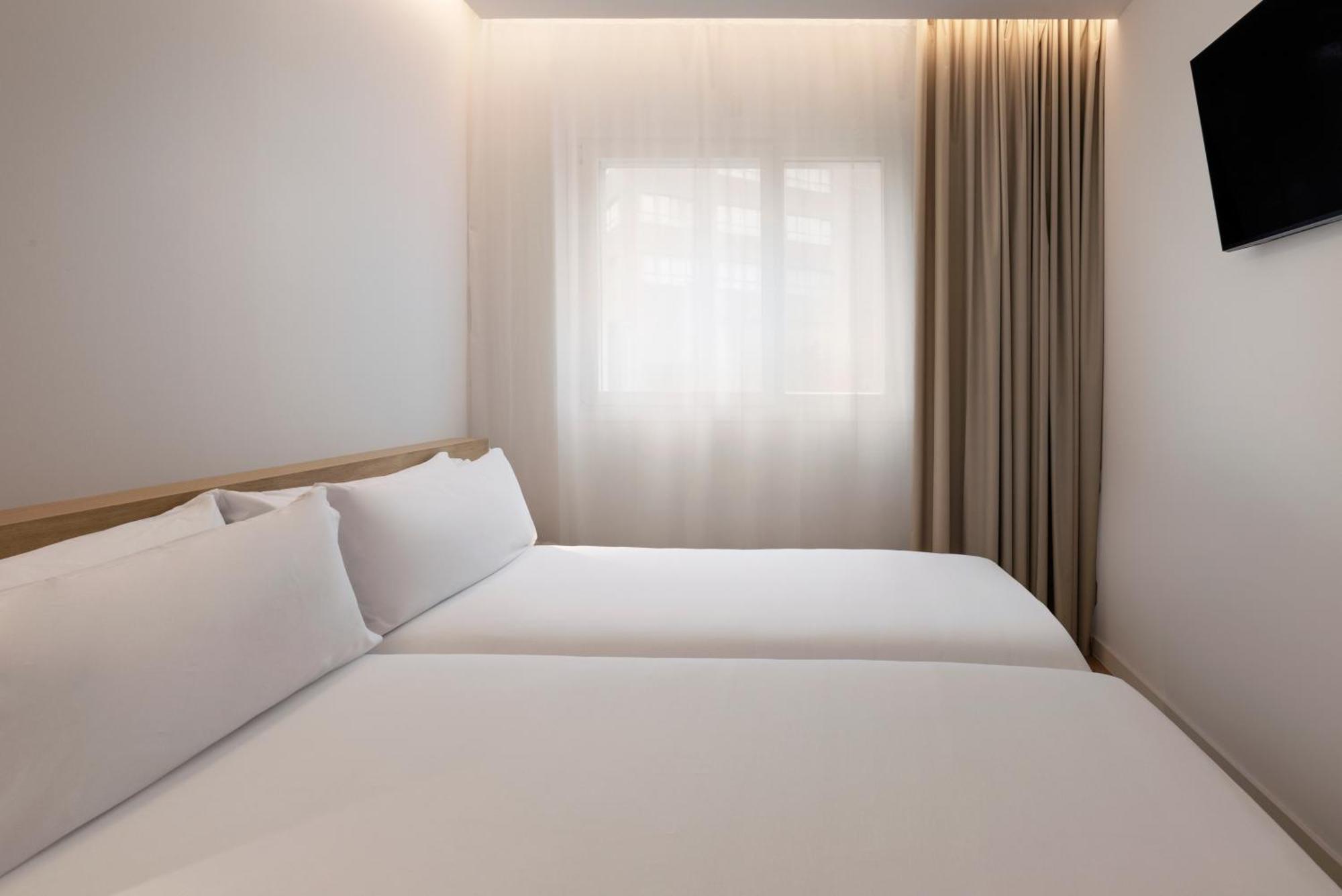 B&B Hotel Madrid Carabanchel Екстериор снимка