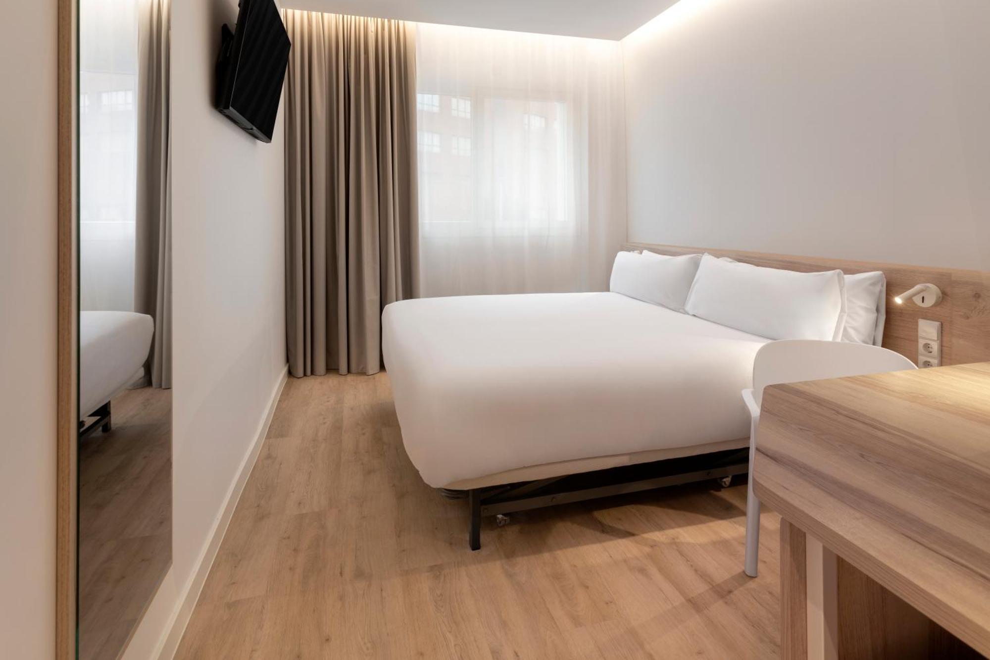 B&B Hotel Madrid Carabanchel Екстериор снимка